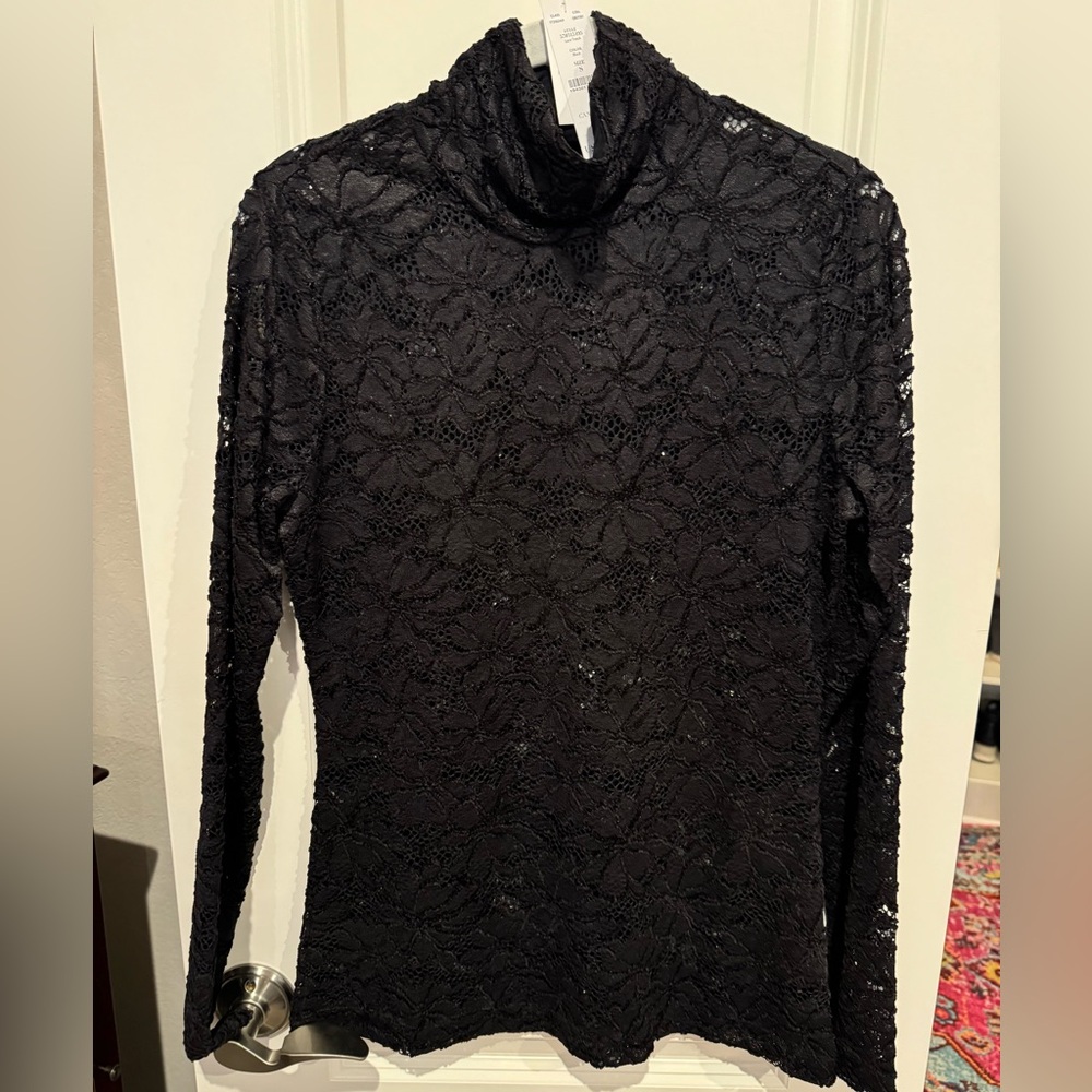 Stunning White House Black Market Black Lace Top 😍🖤😍